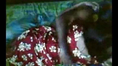 उसकी कीमती और युवा सेक्सी इंग्लिश पिक्चर प्रेमिका से वीडियो चोरी