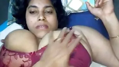 मैक्सिकन सुबह 9 बजे अपने बॉयफ्रेंड का सेक्सी फिल्म वीडियो में भोजपुरी लंड चूसती है