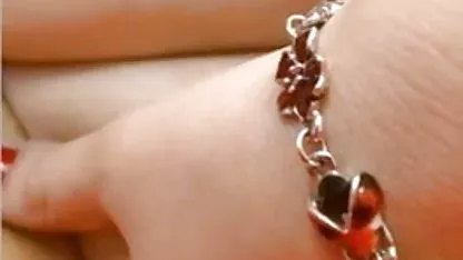 विश्वविद्यालय के छात्रों को उनकी कामुकता की सनी लियोन की सेक्सी फिल्म दिखाइए खोज