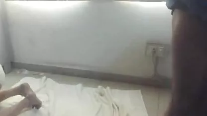कुत्ते को तब तक चोदो जब तक सेक्सी फिल्म भेज दो वो अंदर झांकता नहीं है