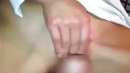 सह उसकी सेक्सी फिल्म देखने वाली वीडियो प्रेमिका की गांड में रहते हैं