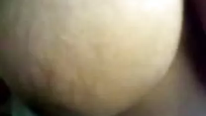वह अपनी सौतेली माँ की चूत को चाटता है और उसे आनंद से पागल कर देता है सेक्सी पिक्चर हिंदी मूवी