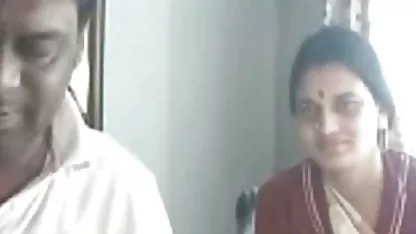 कपड़े पहने प्रेमिका के साथ त्वरित चुदाई सेक्स हिंदी पिक्चर