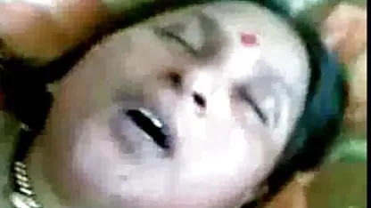 उसके कमरे सेक्सी फिल्म हिंदी की में सेक्स और प्रेमी की मलाई