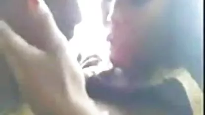 लैटिना युवा लड़की नॉन स्टॉप चूसने के लिए गहरे सेक्स फिल्म खुला गले करना सीखती है