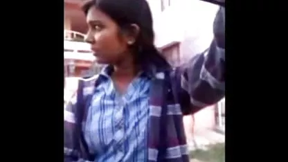 वह अपनी भाभी को पूरी तरह से नशे में हिंदी में सेक्सी फिल्म का वीडियो और सो जाता है