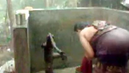 एक creampie से पहले Slutty cums हिंदी की सेक्सी मूवी