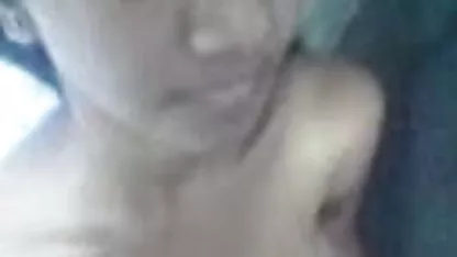 वह एक परीक्षा में फेल इंग्लिश फिल्म सेक्सी इंग्लिश होने से अपनी चूत को टपकने देती है