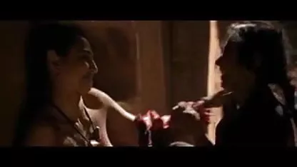 कार्यालय में सचिवों की सेक्सी फिल्म सेक्सी कमी