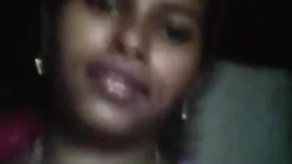 गुदा सेक्स एक सुंदर सा वेश्या के साथ उसकी गांड में एक मुर्गा का आनंद ले रहा सेक्स फिल्म हिंदी मूवी है