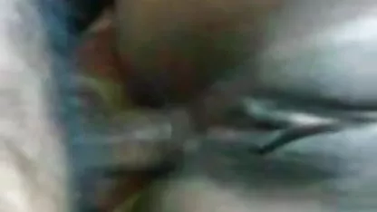 उसके दोस्त और वह उनके भाई को चाय में दूध सेक्सी वीडियो फिल्म देने के लिए चोदते हैं