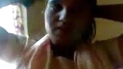वे उसे कमबख्त सेक्सी फिल्म वीडियो बफ उसके सबसे अच्छे दोस्त को पकड़ते हैं