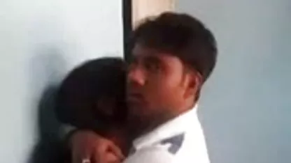 वह अपनी पत्नी को सेक्सी ब्लू फिल्म पंजाबी अपने सबसे अच्छे दोस्त को रिकॉर्ड करते हैं