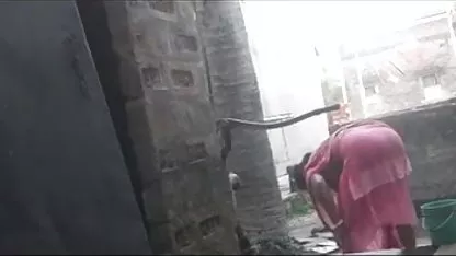 लैटिना एक सेक्सी वीडियो फिल्म दिखाएं वेश्या की तरह गड़बड़ और assfucked प्राप्त है