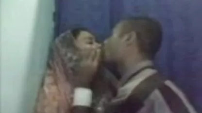 हम की अन्य नई बीएफ फिल्म सेक्सी मूवी तस्वीरें
