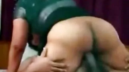गांड में पुरानी चुदाई और पूरा लेने को कह सेक्सी फिल्म वीडियो नंगी रही है