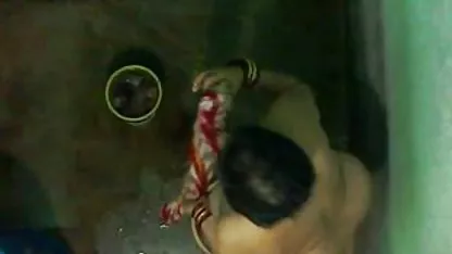 एक बोर हो रही गृहिणी का XXX वीडियो ... हद में सेक्सी फिल्म
