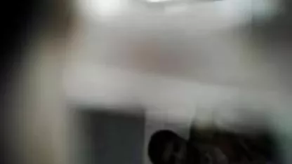 अजनबी की हिंदी फिल्म मूवी सेक्सी गांड में लंड रगड़ो