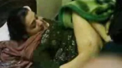 बेलाडोना फिल्म सेक्सी वाली उसे अपना कर रहा है