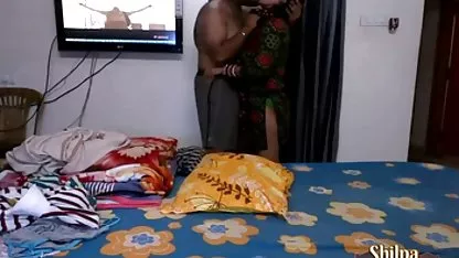 पेश है मेरी लड़की के साथ साउथ फिल्म सेक्सी वीडियो