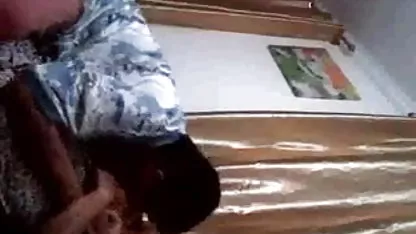 अपनी युवा और मासूम पोती के साथ सेक्सी मूवी हिंदी सेक्स