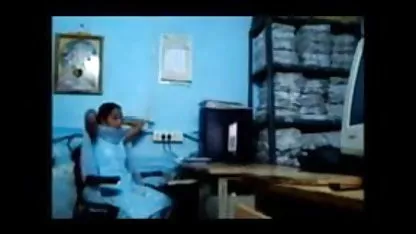 वेब कैम सेक्सी मूवी वीडियो के सामने मुर्गा निगलने वाला श्यामला