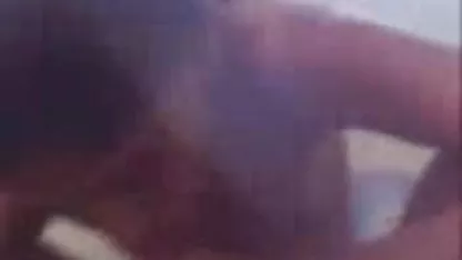 वह अपनी बेटी को एक छिपे हुए कैमरे के साथ कमबख्त करता है मद्रासी सेक्सी पिक्चर वीडियो